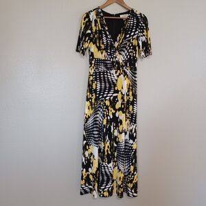 Black and Yellow Patterned V-Neck Maxi Dress Size 6 By Clues Collections